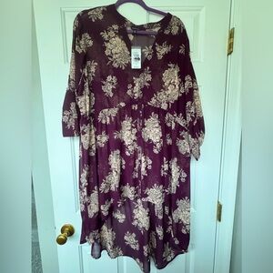 Torrid Lexie HiLo Chiffon Blouse Size 3. NWT